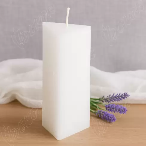 Κερί Ρουστίκ μασίφ λευκό Τριγωνικό 8,5×8,5×8,5×22 cm